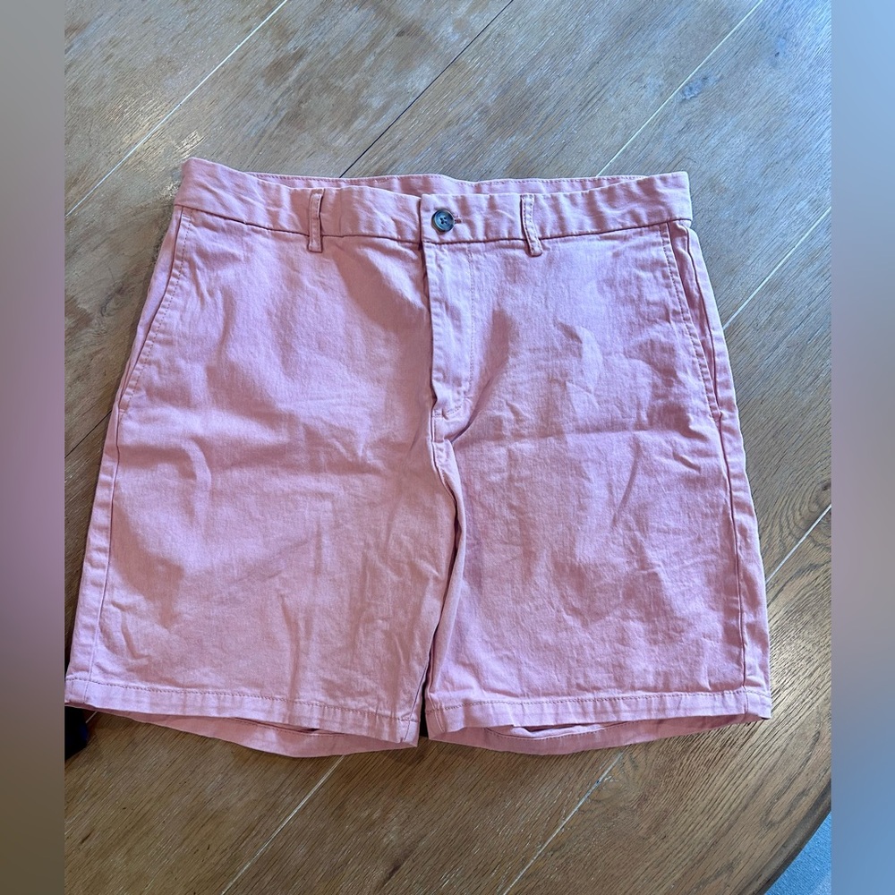Old Navy Men’s Shorts, 36
